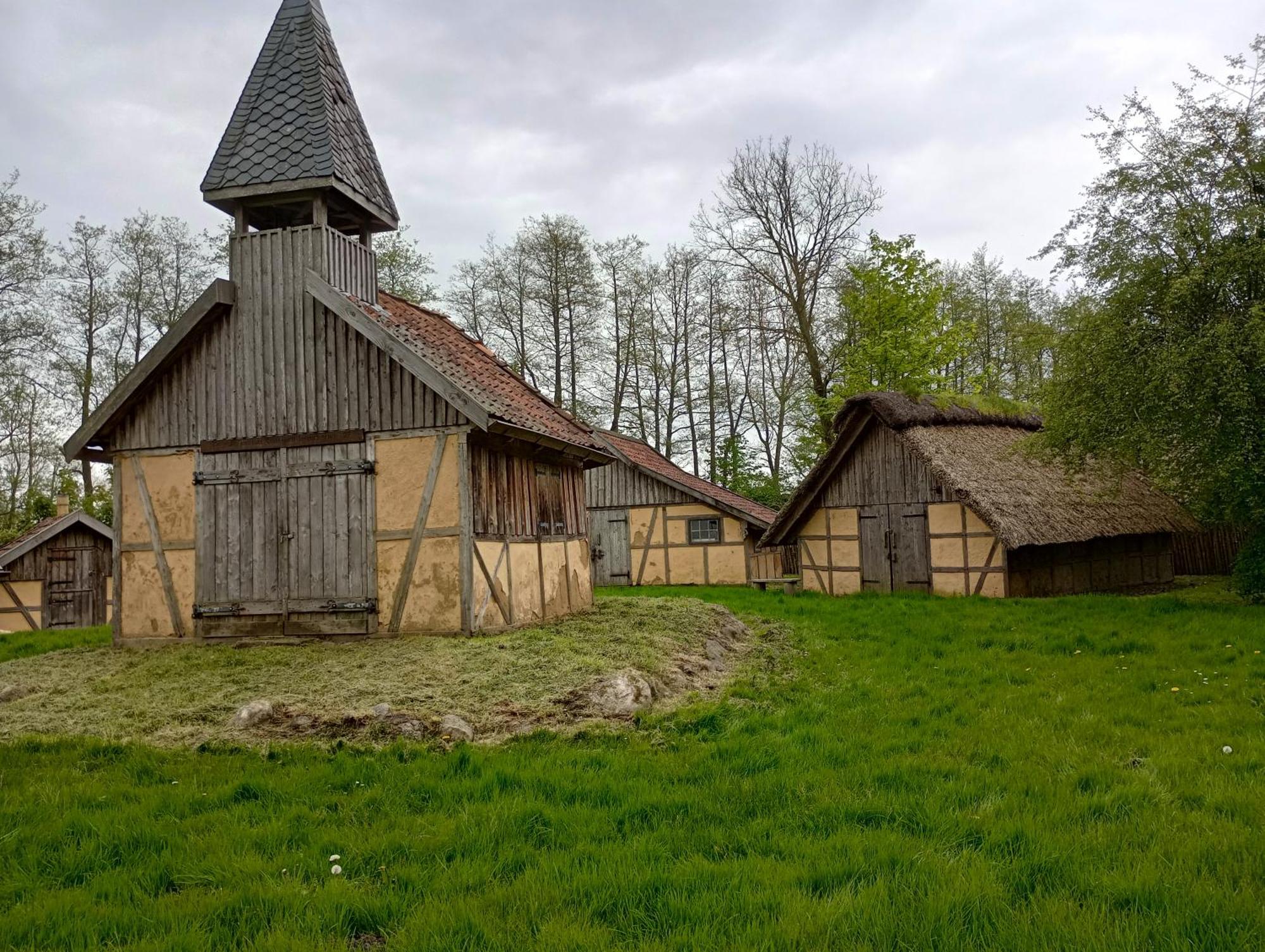 Schoeneworth Bahrdorf Belum エクステリア 写真